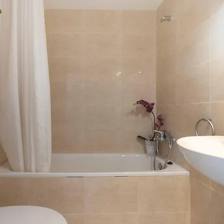1235 Blaumarina Con Piscina - Apivend Immo *